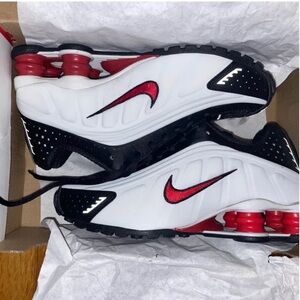 2019, Shox R4 Retro 'OG